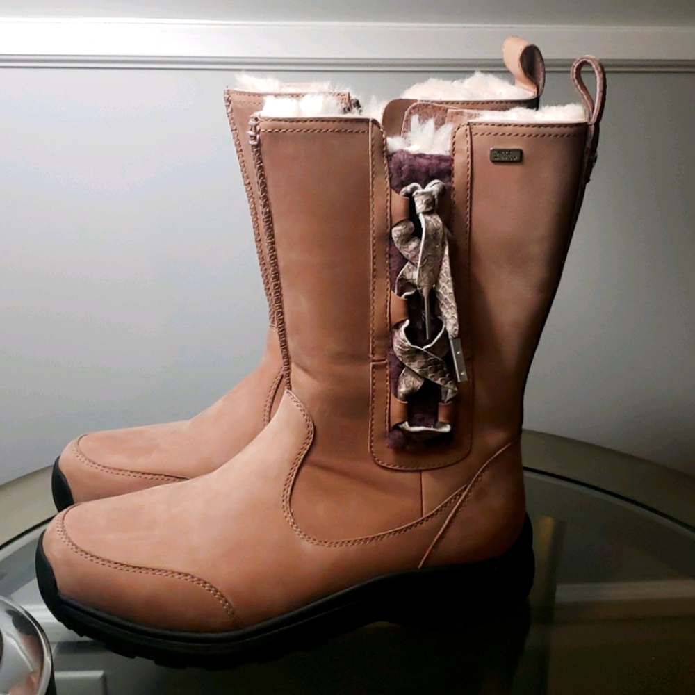 Pink suede waterproof  boots UGG SZ 7